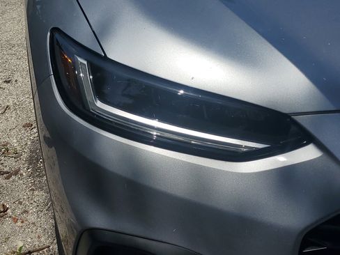 Used 2024 Honda HR-V LX image 2