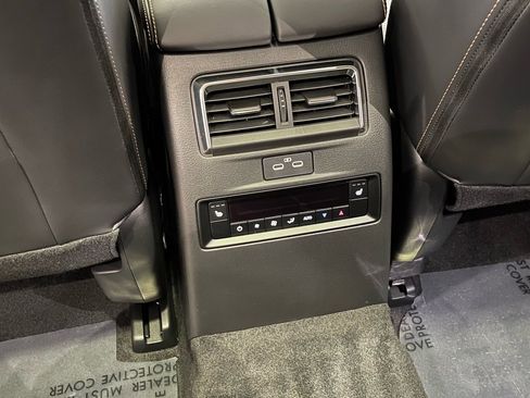 Used 2024 MAZDA CX-90 Plug-In Hybrid w/ Premium Plus AWD/4WD image 31