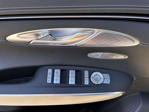 Used 2025 Genesis GV70 2.5T w/ Sport Prestige Package image 16