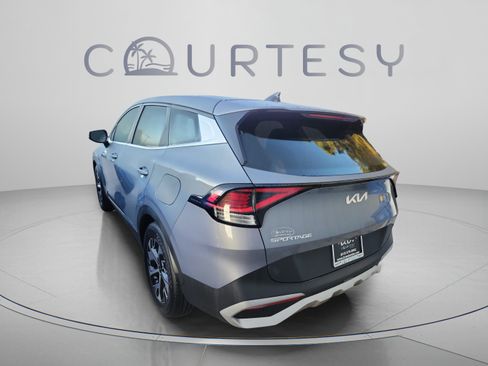 Certified 2025 Kia Sportage EX FWD image 9