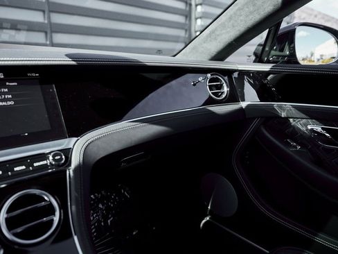 Used 2022 Bentley Continental GT image 71