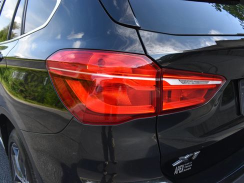 Used 2018 BMW X1 xDrive28i w/ Premium Package AWD/4WD image 39