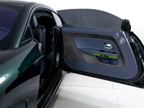 Used 2024 Rolls-Royce Spectre w/ Spectre Launch Package image 11