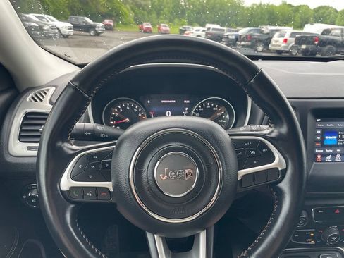 Used 2021 Jeep Compass Latitude w/ Convenience Group AWD/4WD image 13