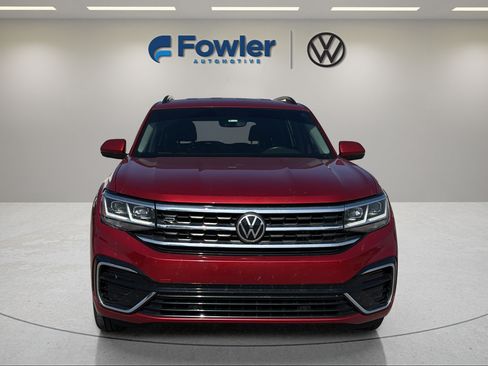 Used 2021 Volkswagen Atlas SE FWD image 2