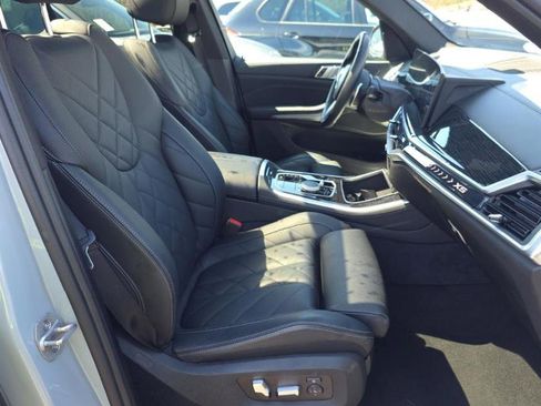 Used 2024 BMW X5 xDrive40i w/ M Sport Package image 7