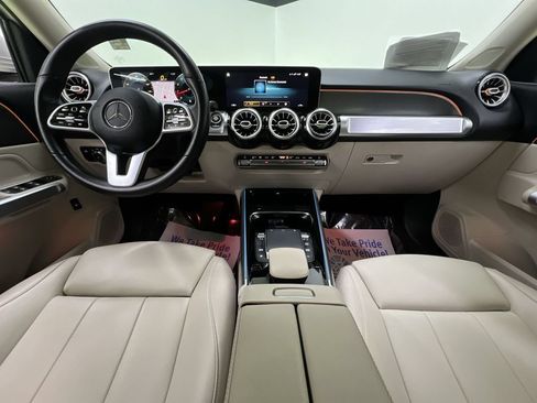 Used 2021 Mercedes-Benz GLB 250 4MATIC image 16