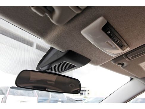 Used 2025 Nissan Kicks Play S FWD image 18