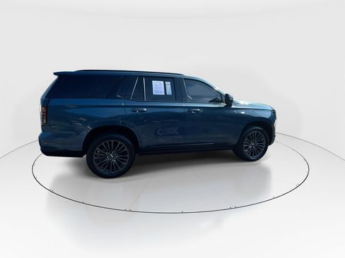 Used 2026 Cadillac Escalade Platinum Sport w/ LPO, Floor Liner Package RWD image 9
