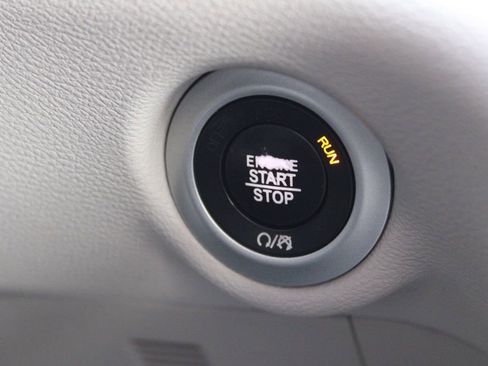 Used 2017 Chrysler Pacifica Touring-L Plus w/ Advanced Safetytec Group image 36