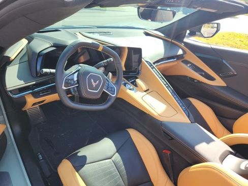 Used 2024 Chevrolet Corvette Stingray Premium Conv RWD image 16