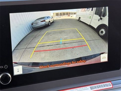 Used 2024 Toyota Tacoma SR5 image 17