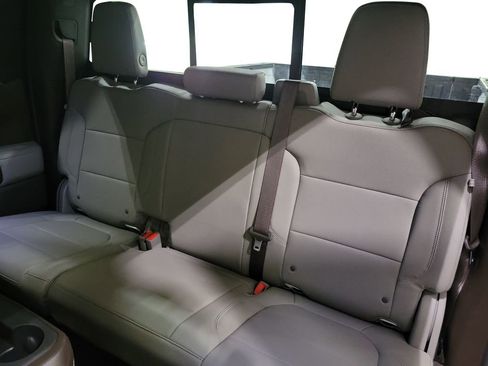 Used 2019 GMC Sierra 1500 SLT w/ SLT Premium Package image 23