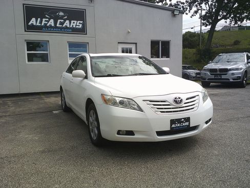 Used 2007 Toyota Camry LE FWD image 3