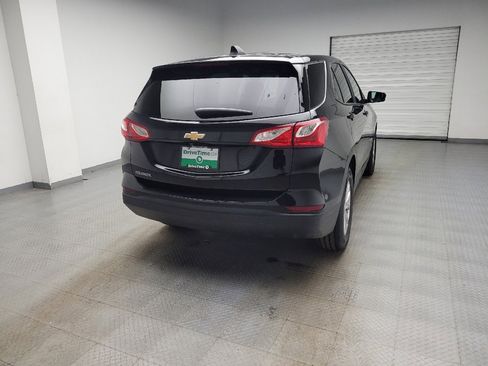 Used 2020 Chevrolet Equinox LS w/ LS Convenience Package image 7
