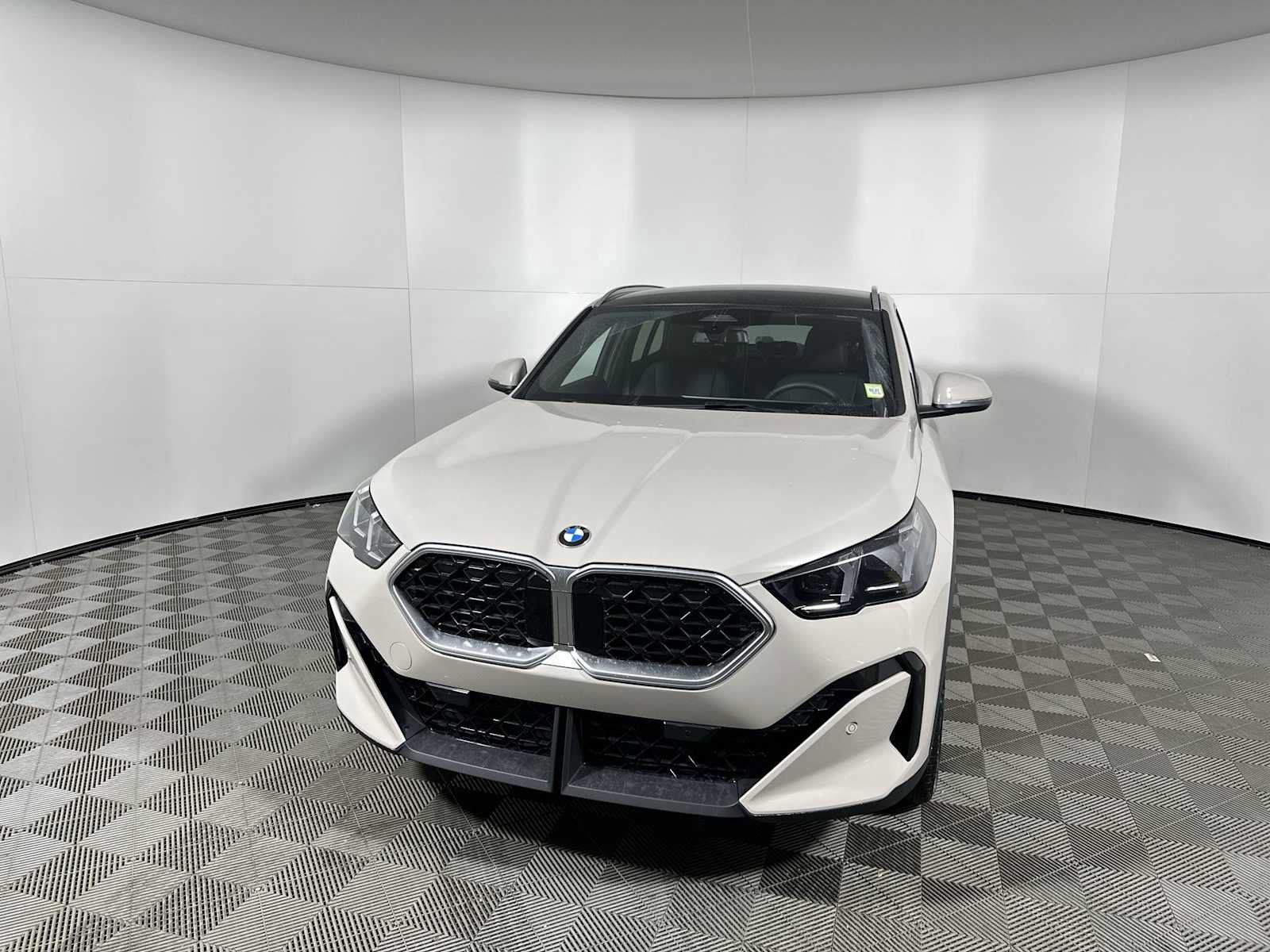 New 2026 BMW X2 xDrive28i w/ Convenience Package AWD/4WD image 7