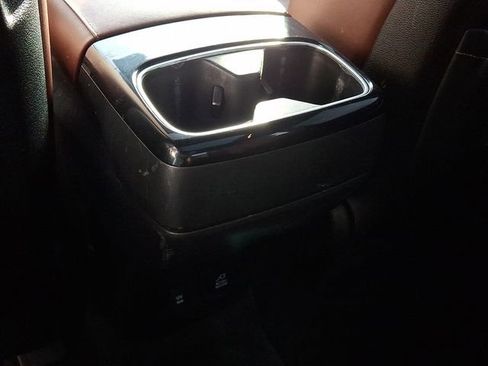 Used 2023 Kia Telluride SX Prestige image 11