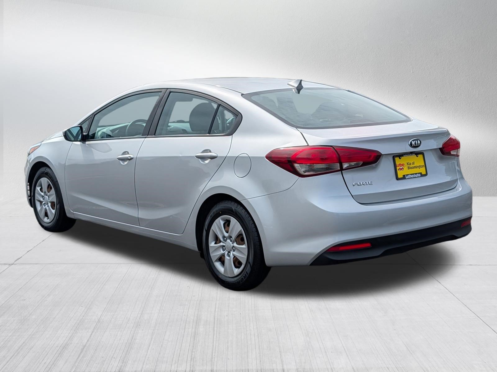 Used 2018 Kia Forte LX w/ LX Rear Camera Package FWD image 5