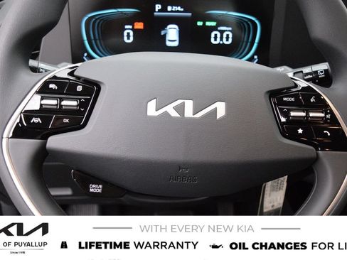New 2026 Kia Niro LX FWD image 26
