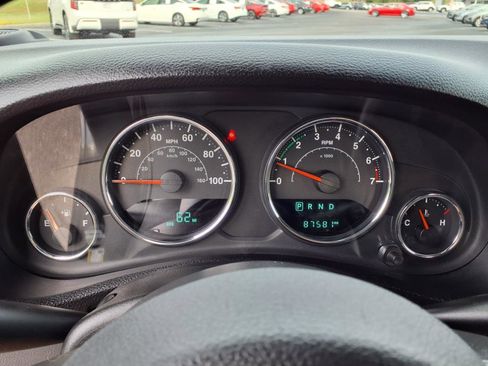 Used 2017 Jeep Wrangler Unlimited Sport image 25