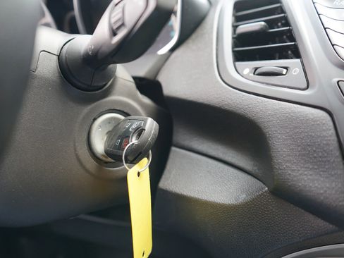 Used 2017 Ford Fiesta SE image 29