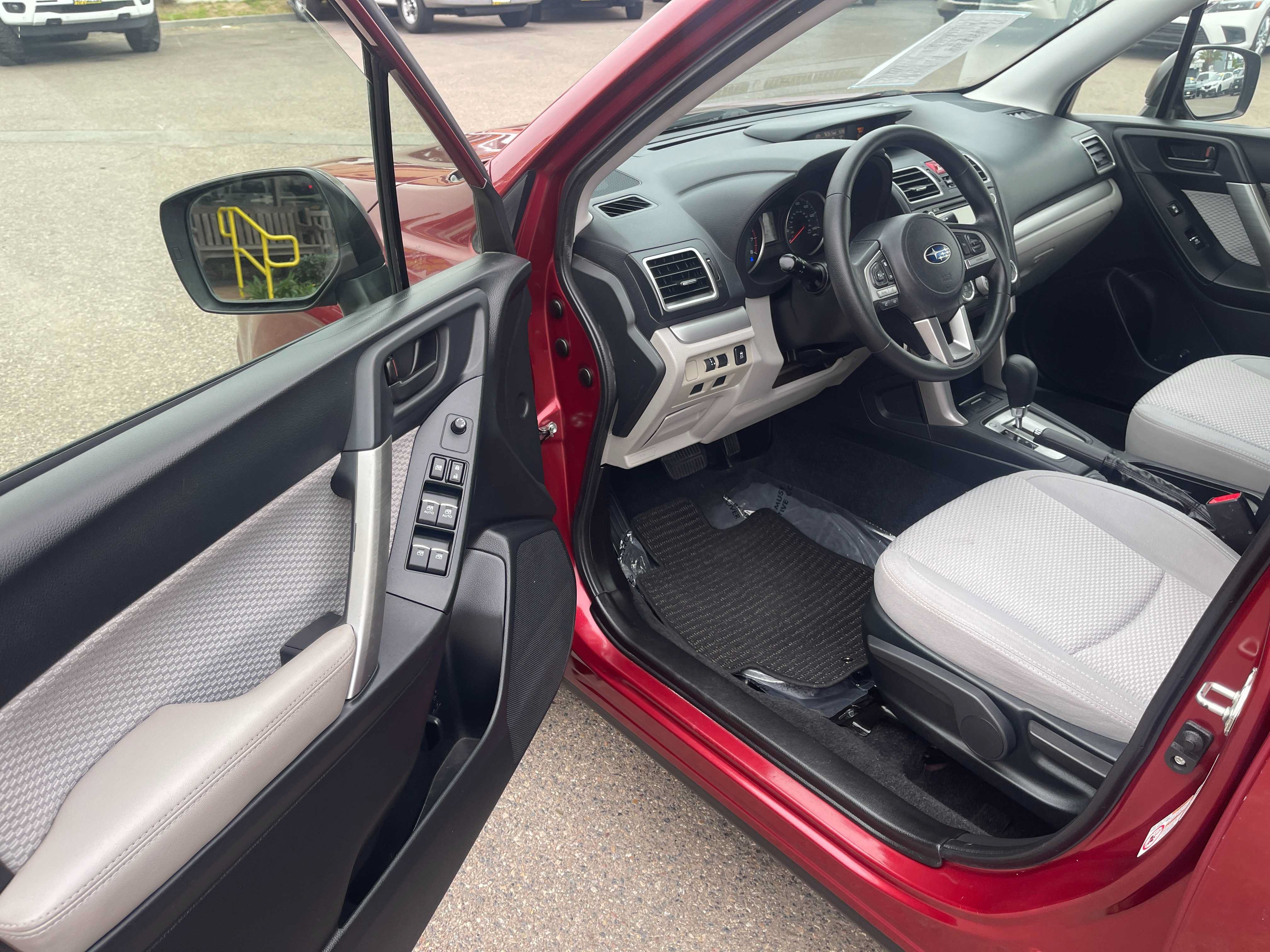 Used 2018 Subaru Forester 2.5i w/ Alloy Wheel Package AWD/4WD image 16