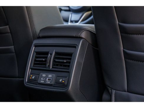 Used 2026 Subaru Outback Touring AWD/4WD image 14