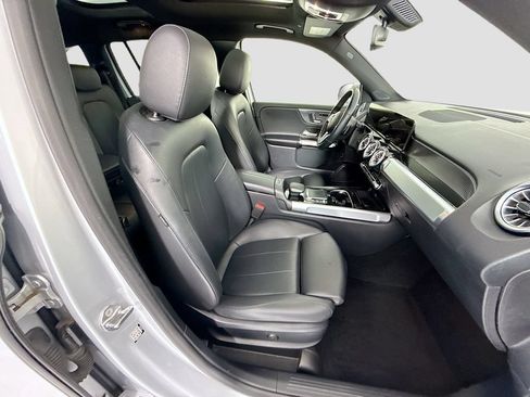 Used 2023 Mercedes-Benz GLB 250 image 20