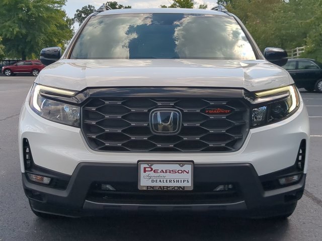 Used 2025 Honda Passport TrailSport image 8