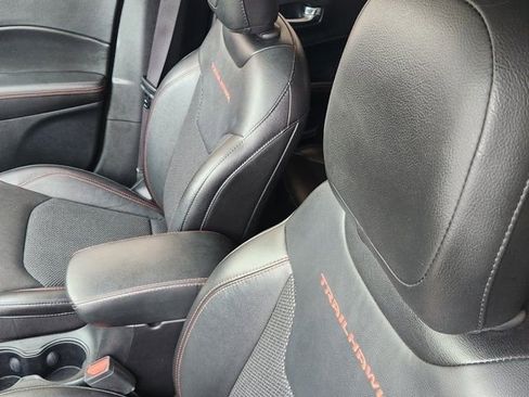 Used 2021 Jeep Compass Trailhawk image 21