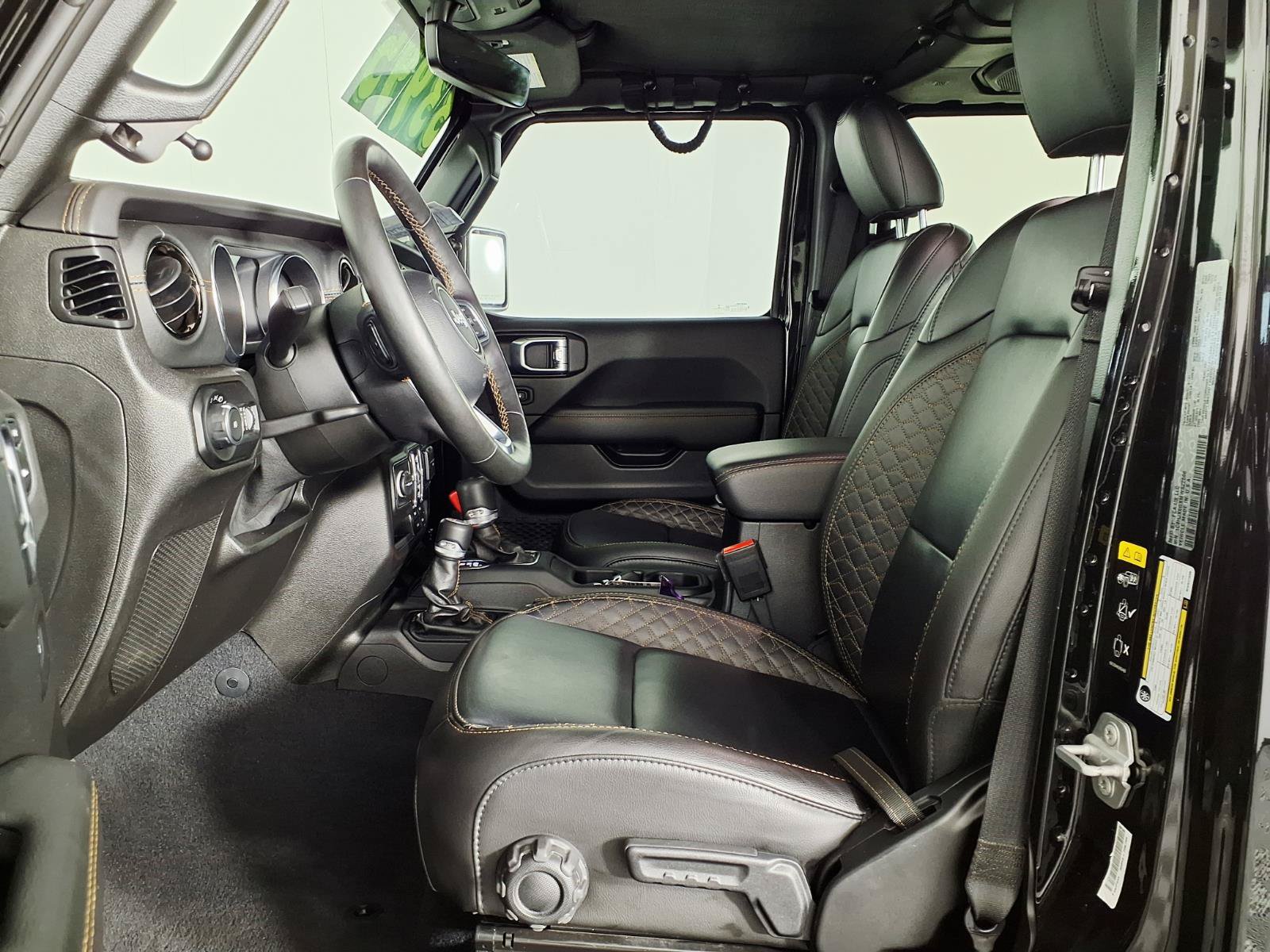 Used 2021 Jeep Wrangler Unlimited Sahara AWD/4WD image 17