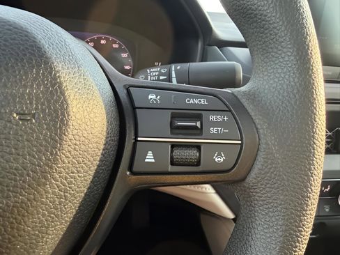 Used 2025 Honda Accord SE image 13