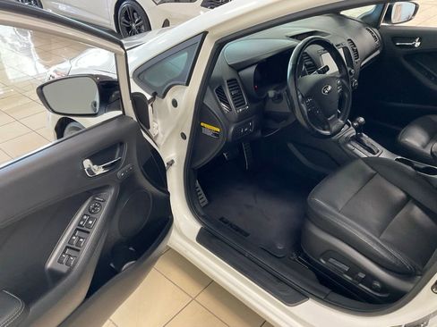 Used 2016 Kia Forte SX w/ SX Premium Technology Package FWD image 10