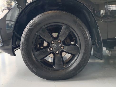 Used 2017 RAM 1500 Express w/ Black Ram 1500 Express Group image 26