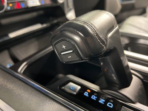 Certified 2022 Ford F150 Platinum w/ Equipment Group 701A High image 16