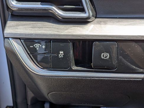 Used 2023 Kia Sportage X-Line AWD/4WD image 14