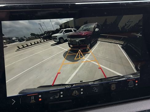 Certified 2025 GMC Sierra 1500 AT4 image 18