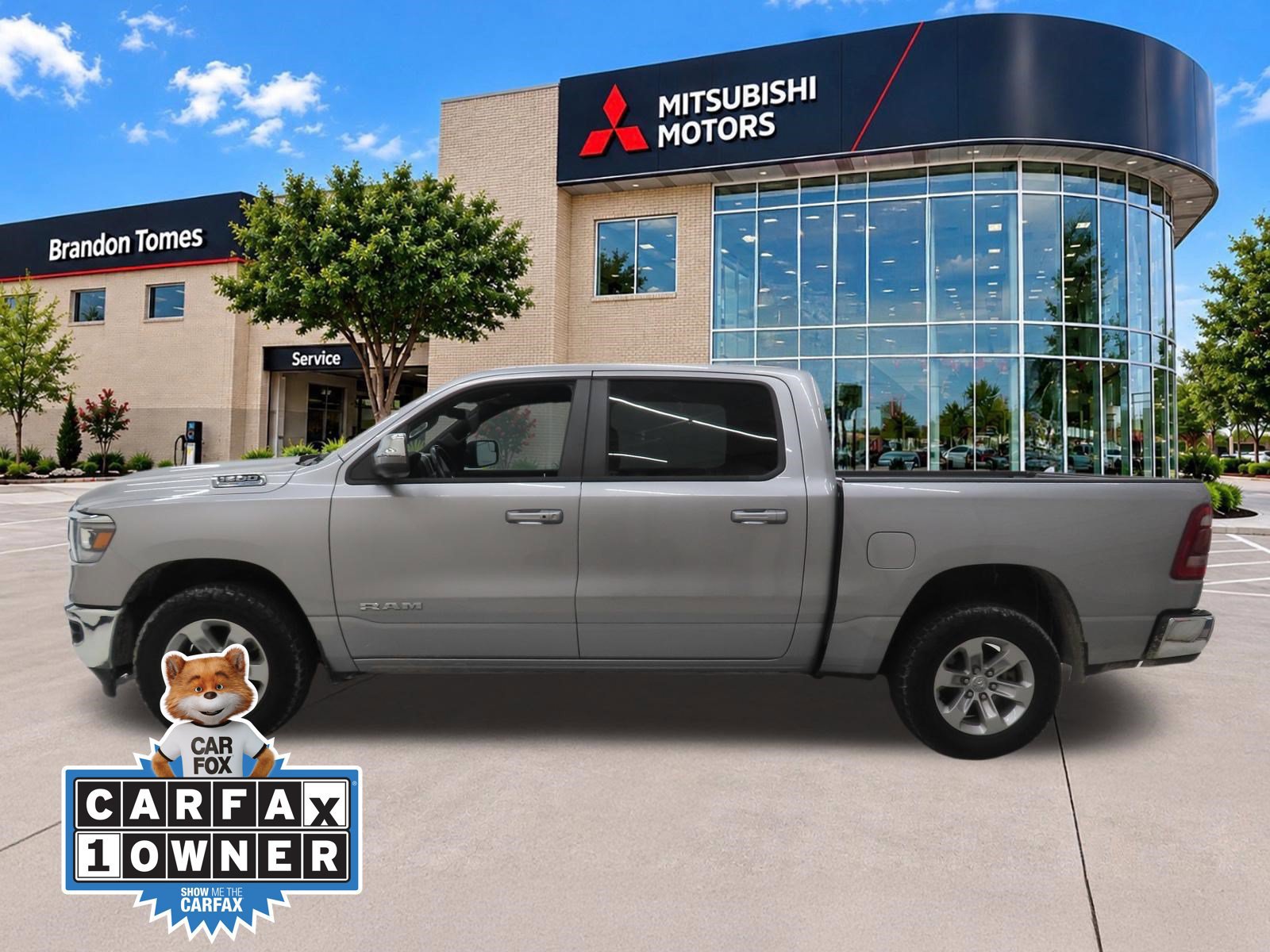 Used 2023 RAM 1500 Laramie AWD/4WD image 7