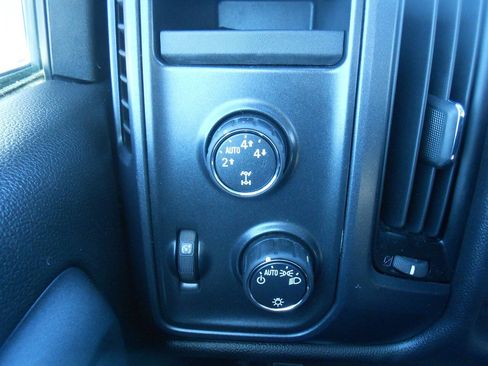 Used 2015 GMC Sierra 1500 4x4 Regular Cab image 13