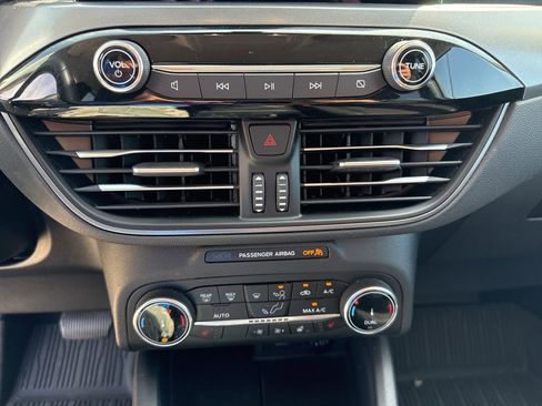 Used 2023 Ford Escape Active image 24