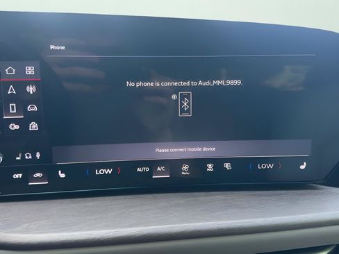 Used 2025 Audi Q5 Premium AWD/4WD image 24