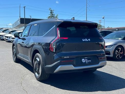 Certified 2024 Kia EV9 Wind AWD/4WD image 5