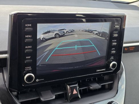 Used 2022 Toyota Corolla LE image 21