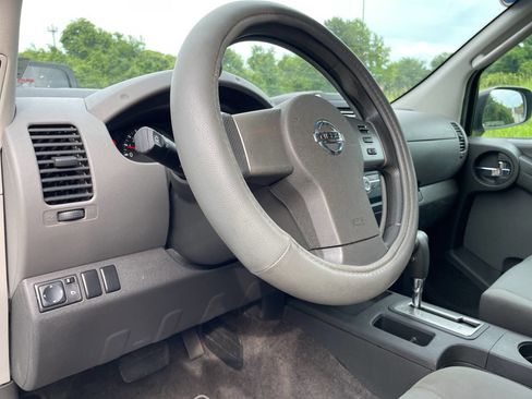 Used 2010 Nissan Xterra S image 15