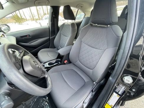Used 2022 Toyota Corolla LE image 24