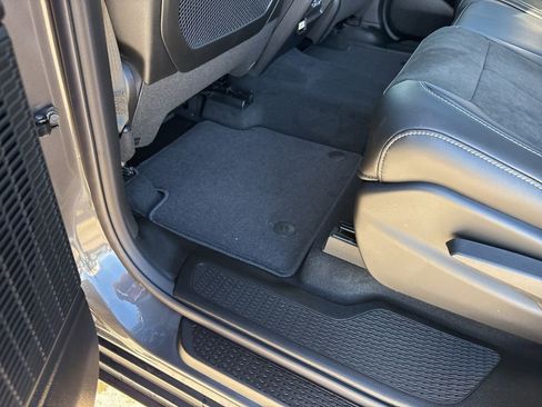 New 2025 Jeep Grand Cherokee L Altitude RWD image 20