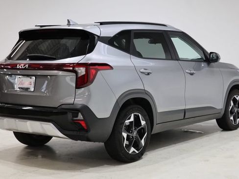 Used 2025 Kia Seltos S FWD image 8