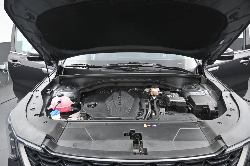 Used 2025 Kia Sorento LX FWD image 32