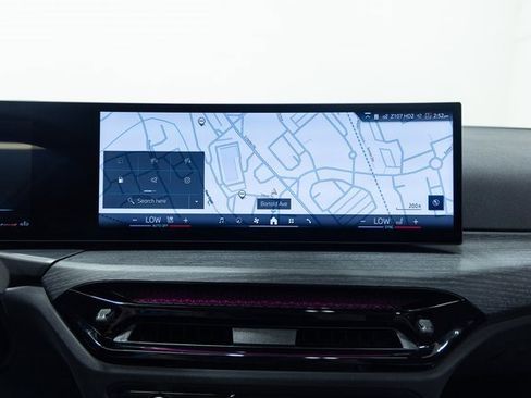 Certified 2025 BMW 330i xDrive Sedan w/ Premium Package image 15