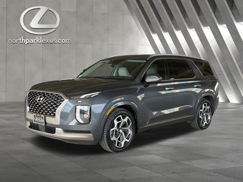 Used 2022 Hyundai Palisade Calligraphy FWD image 3